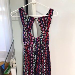 Roxy Keyhole Back Dress-Size Medium